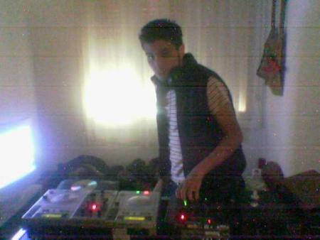 c moi dj -sinbag